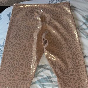 Zyia Gold Metallic Leopard Print 7/8” - 24” Leggings